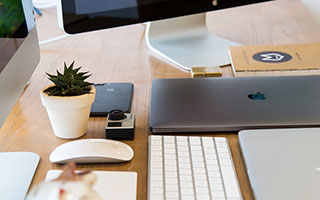 半岛体育官方APP-丁俊晖爆冷负伊朗“一哥” 手感尽失止步大奖赛16强